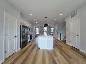 13201 Garland Ln in Midlothian, VA - Building Photo - Building Photo