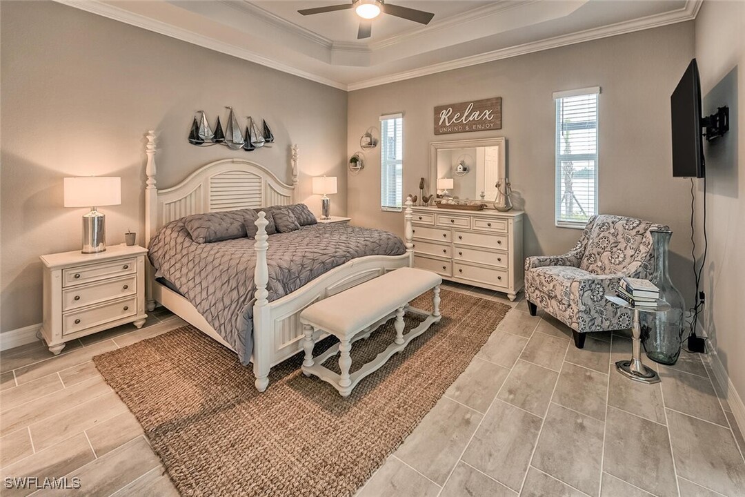 14472 Blue Bay Cir in Miromar Lakes, FL - Foto de edificio