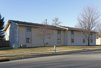 4747 124th St W in Savage, MN - Building Photo - Building Photo