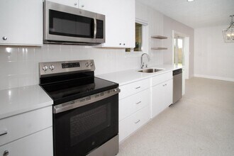 214 SW 3rd St in Boca Raton, FL - Building Photo - Building Photo