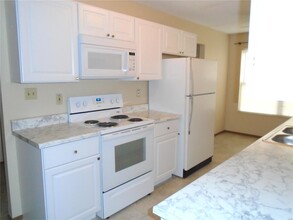1520 Royal Oak Ct in O'Fallon, IL - Building Photo - Building Photo