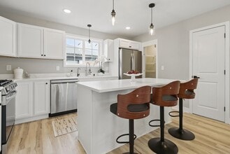 Rockwell Landing Townhomes in Hartford, CT - Building Photo - Building Photo