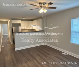 4200 McCalla Ave in Knoxville, TN - Building Photo - Building Photo