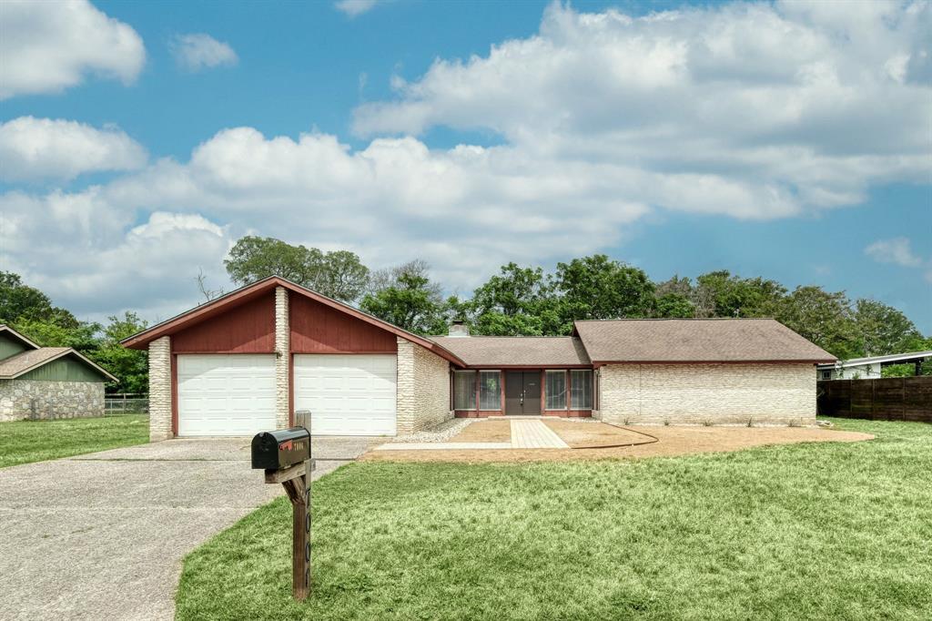 7006 Greenock St in Austin, TX - Building Photo