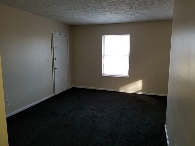 3710 Noblitt Dr-Unit -2 in Louisville, KY - Building Photo - Building Photo