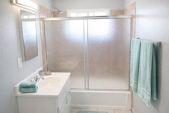 789 W 18th St, Unit A in Costa Mesa, CA - Building Photo - Building Photo