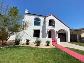 2684 Daisy Ave in Long Beach, CA - Building Photo