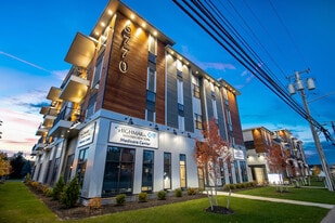 The Tennyson in Williamsville, NY - Building Photo