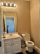 813 Deluca Rd in Belleville, NJ - Building Photo - Building Photo