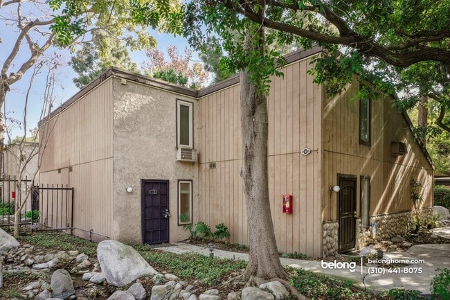 7890 E Spring St in Long Beach, CA - Building Photo - Building Photo