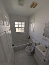 720 NW 15th Terrace in Fort Lauderdale, FL - Foto de edificio - Building Photo