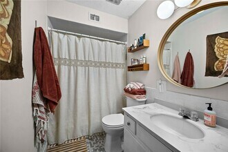 4902 University Ave in Des Moines, IA - Building Photo - Building Photo