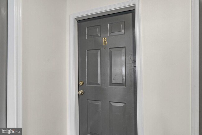 7501 Calderon Ct in Alexandria, VA - Building Photo - Building Photo