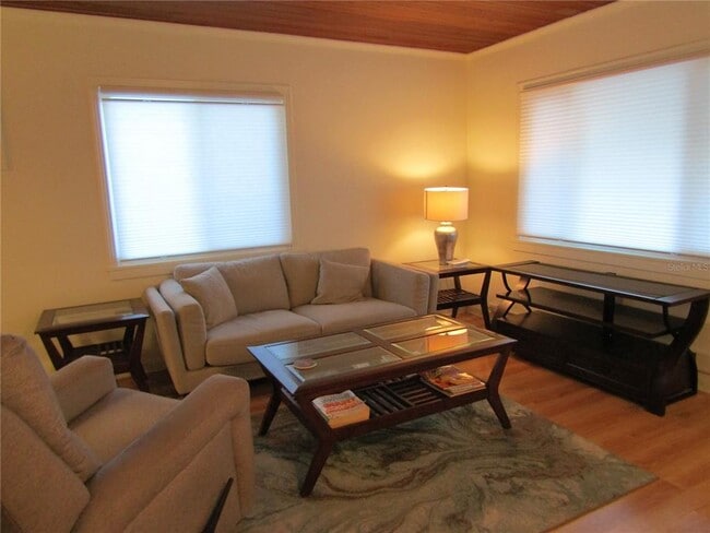 421 Riviera St in Venice, FL - Building Photo - Building Photo