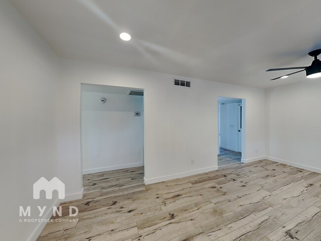 3601 W Villa Rita Dr in Glendale, AZ - Building Photo - Building Photo