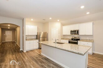 1919 Hialeah Dr in Seagoville, TX - Foto de edificio - Building Photo