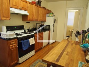 148 Strathmore Rd in Boston, MA - Foto de edificio - Building Photo