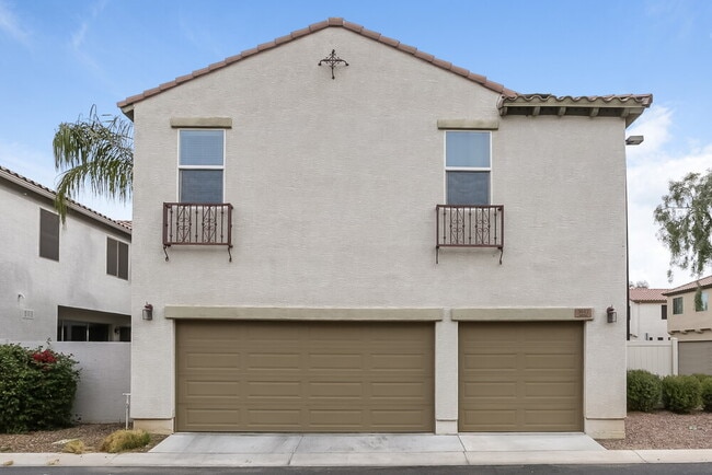 property at 3617 S Winter Ln