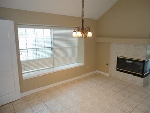 17302 Lonesome Dove Trl in Houston, TX - Building Photo - Building Photo