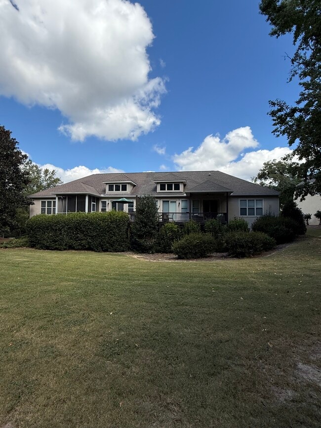 100 Cottonwood Creek Ln