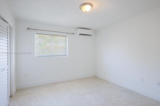 3050 NW 21st Ave in Miami, FL - Building Photo - Building Photo