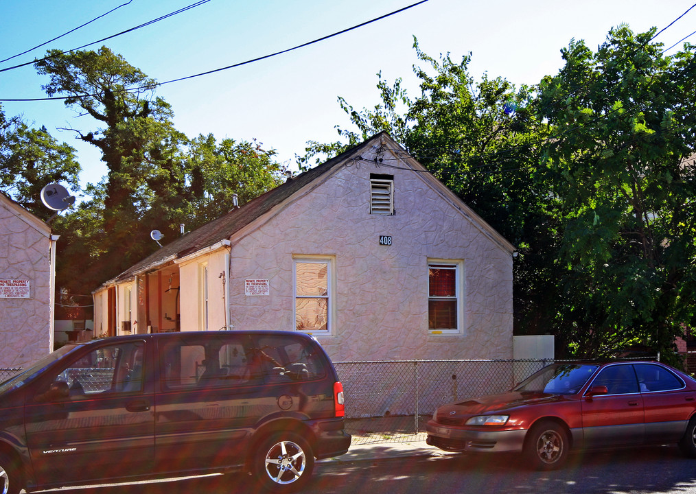 408 Beach 25th St in Far Rockaway, NY - Building Photo