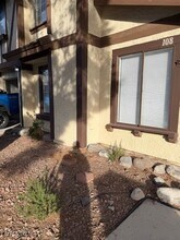 108 Boysenberry Ln in Henderson, NV - Building Photo - Building Photo