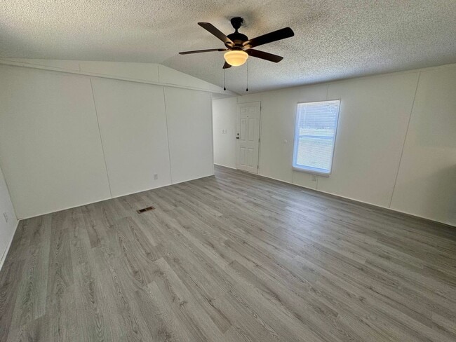 3891 Huckleberry Rd in Galivants Ferry, SC - Building Photo - Building Photo
