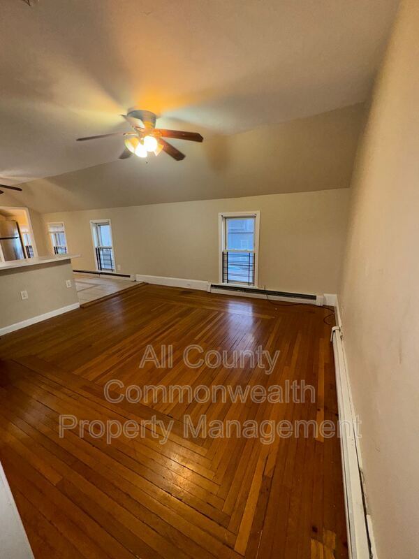 56 Parker St in Attleboro, MA - Building Photo - Building Photo