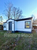 408 N Florence in Claremore, OK - Building Photo