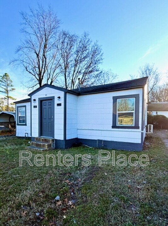 408 N Florence in Claremore, OK - Building Photo