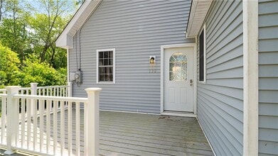110 Vine St in Coventry, RI - Building Photo - Building Photo
