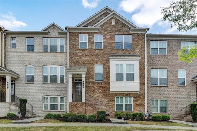 property at 810 Sunset Park Dr
