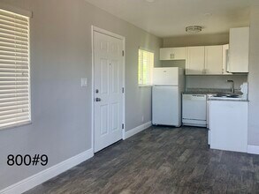 800 NE 14th St, Unit 9 in Fort Lauderdale, FL - Building Photo - Building Photo