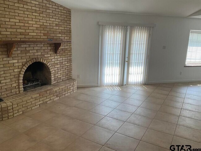 5101 Foxglove Cir in Tyler, TX - Building Photo - Building Photo
