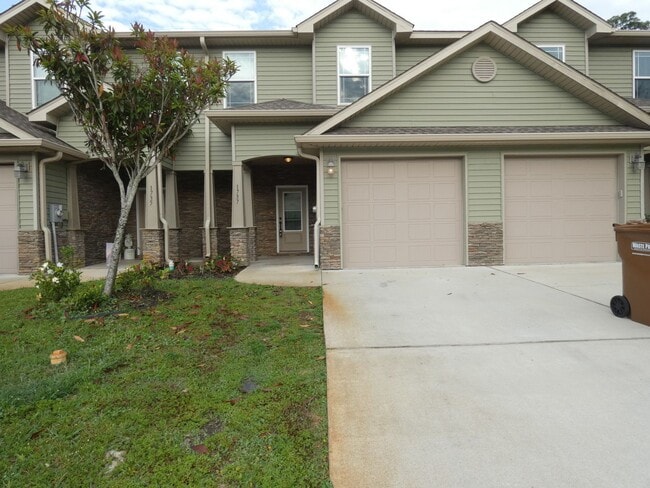 1737 Sound Haven Ct in Navarre, FL - Building Photo - Building Photo