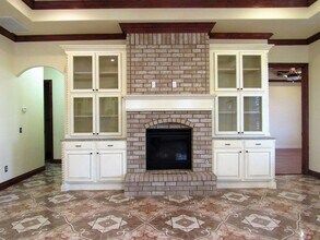 7709 NW 21st St in Bethany, OK - Building Photo - Building Photo