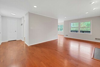 21 Heritage Dr in Chatham Township, NJ - Building Photo - Building Photo