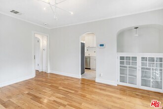 1725 Morton Ave in Los Angeles, CA - Building Photo - Building Photo