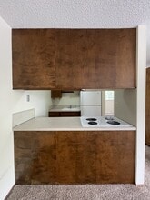 530 Burnett Ave N, Unit 7 in Renton, WA - Foto de edificio - Building Photo
