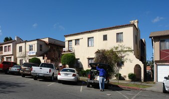 1449-1457 Cedar Ave in Long Beach, CA - Building Photo
