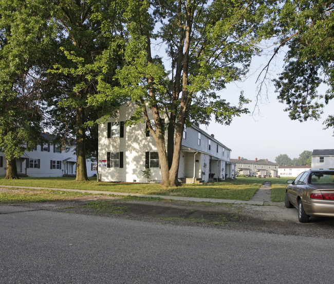 9053 Maple Grove in Windham, OH - Building Photo - Building Photo