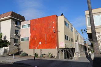 239 S Normandie Ave in Los Angeles, CA - Building Photo - Other