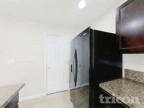 1352 Biscayne Grove Ln in Jacksonville, FL - Building Photo - Building Photo