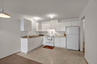 Carrington Place in Grande Prairie, AB - Building Photo - Building Photo