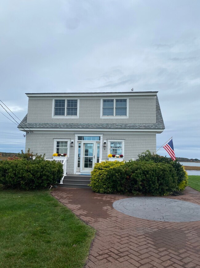 8 Avenue Seven Rentals in Scarborough, ME