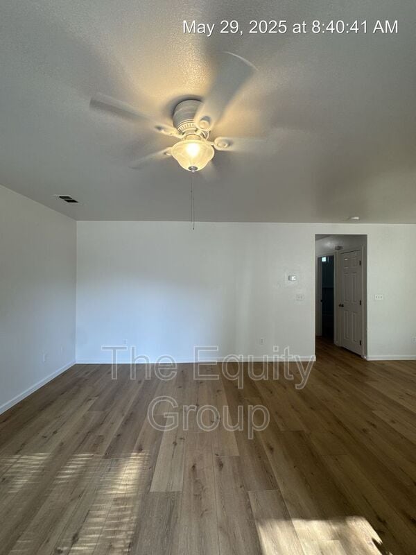 322 S Crespi Ave in Exeter, CA - Building Photo - Building Photo