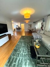 33 Paloma Ave, Unit #1 in Los Angeles, CA - Foto de edificio - Building Photo