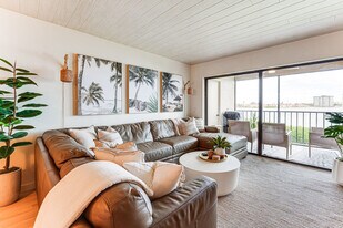 6218 Palma Del Mar Blvd S, Unit SI FL2-ID1546234P in St. Petersburg, FL - Building Photo