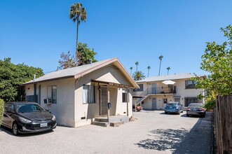 136 N Sierra Bonita Ave in Pasadena, CA - Building Photo - Building Photo